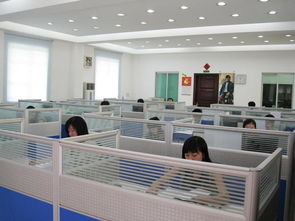 嵊州市榮藝服裝廠 專注女裝輔料制造，鑄就品質(zhì)與時(shí)尚